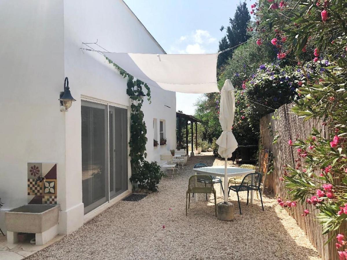 Bed & Breakfast Mater Bed & Food-riserva Naturale Di Torre Guaceto Serranova